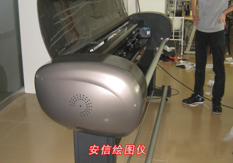 新雳绘图仪按键
